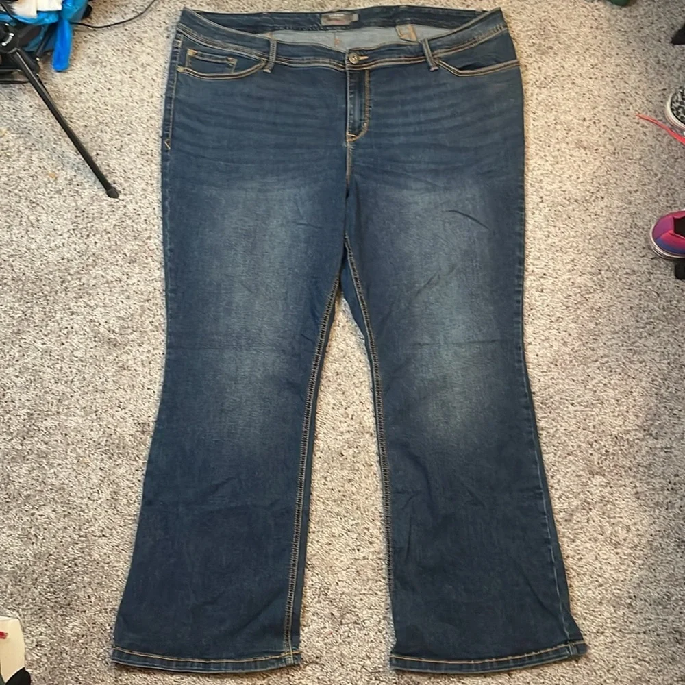 Torrid‎ Feel The Fit Luxe Slim Boot Stretch Jean Size 26R